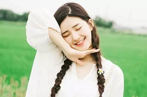 赵露思微博 我真笨,展现真实自我魅力